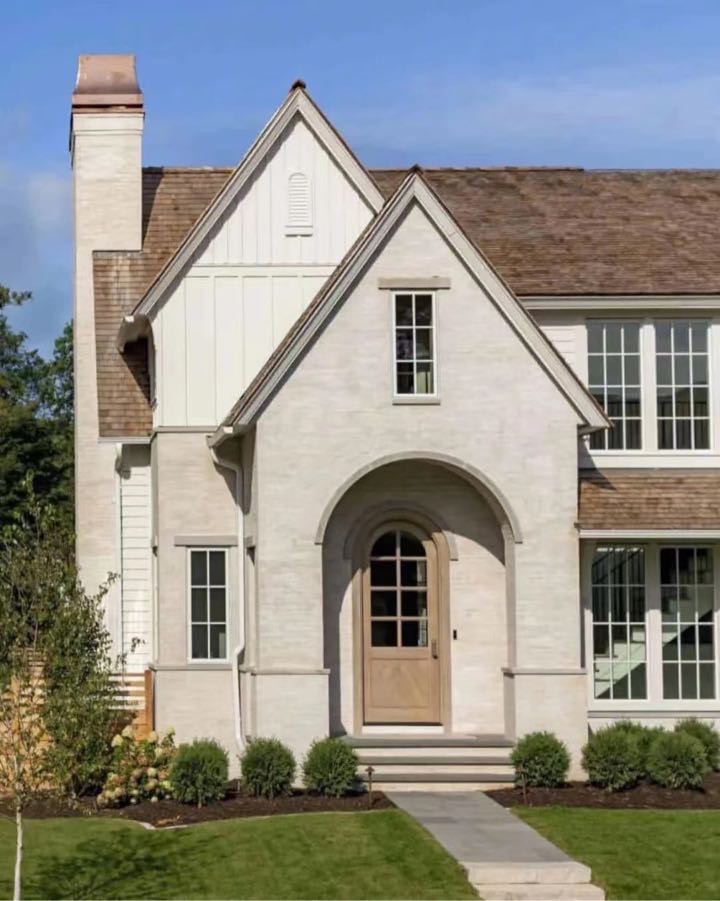 2000平厂房出租，欢迎与我联系