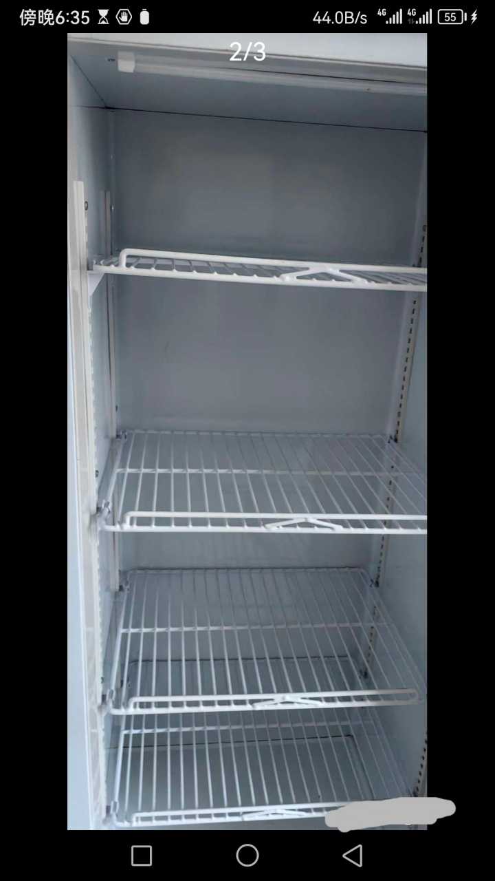 9.5成新冰柜转让，发票都有，工业园附近送货上门