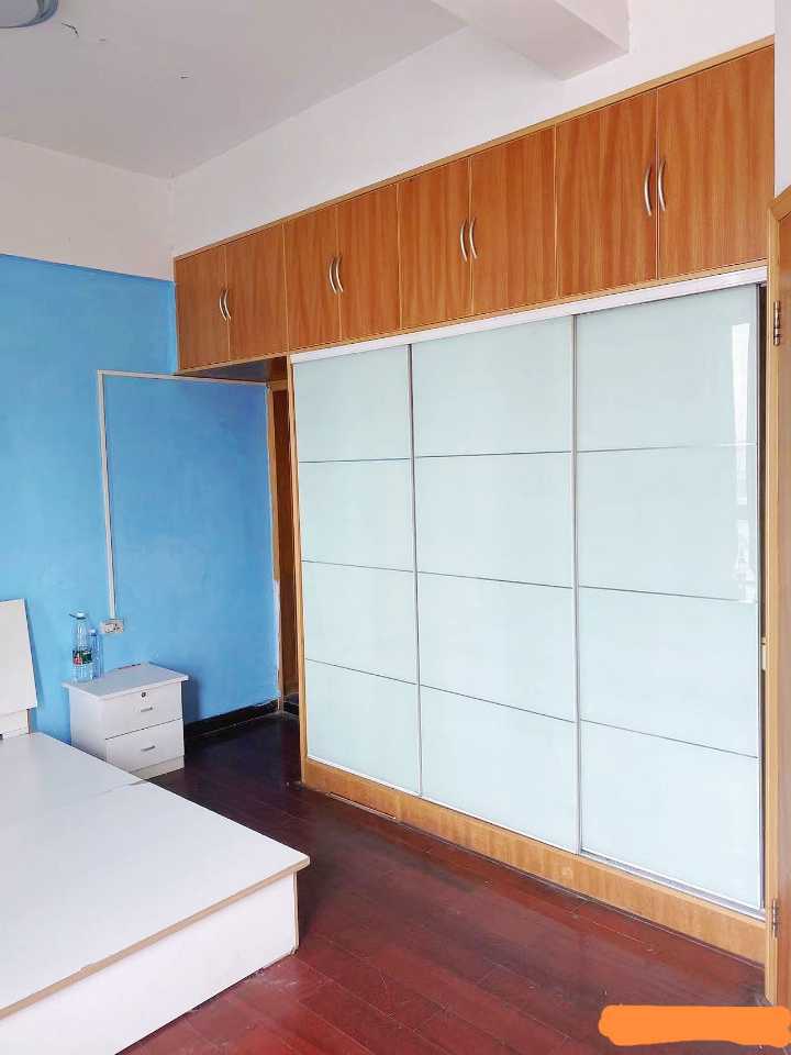 房东直租，中介勿扰，金正茂旁边 欢迎爱干净，性格好的租客