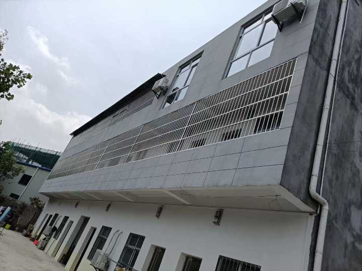 门店出租，北河转盘边上老余家，25平，居民水电费