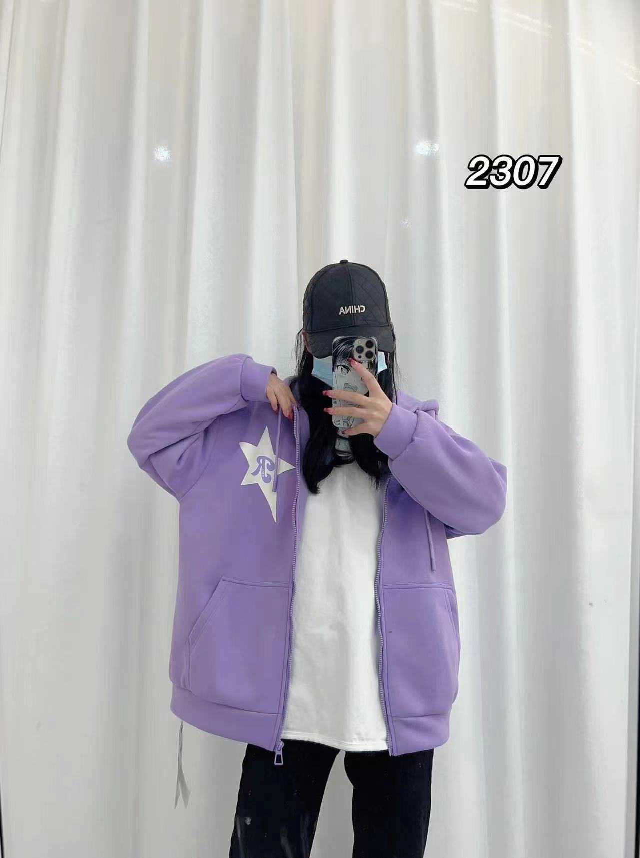 招临工  主做棒球服、卫衣；临工时：车工《成件》补10名；《日结工》包装工：1名