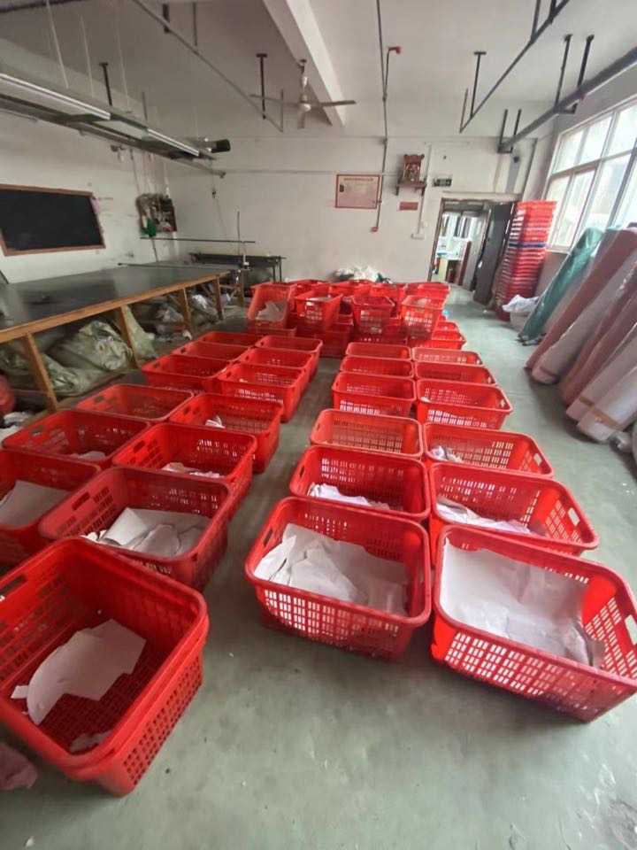 招：做成件师傅(自产自销，有红包提成，待遇从优)