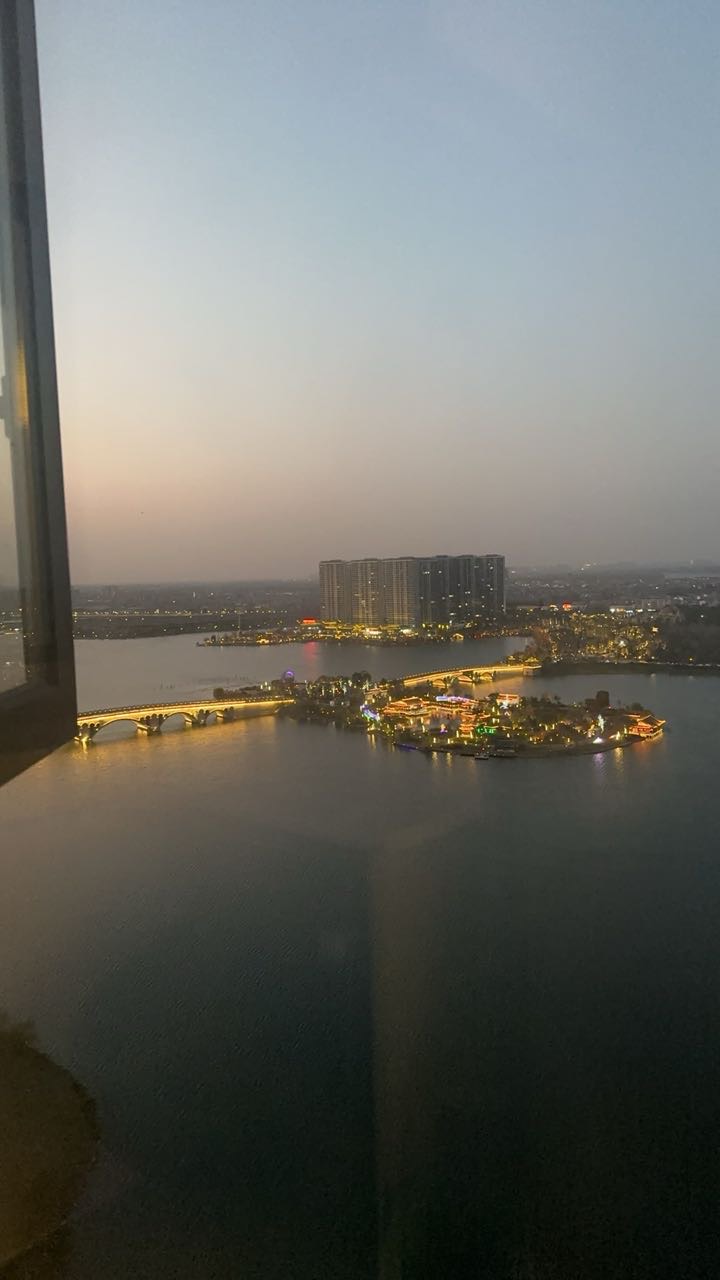 小付团队-专业提供服装一条龙服务 有需要的老板和服装人可以加我合作共赢。