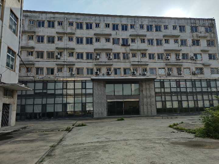 汉川新河整栋厂房出租：开服装厂优先，价格实惠详情来电