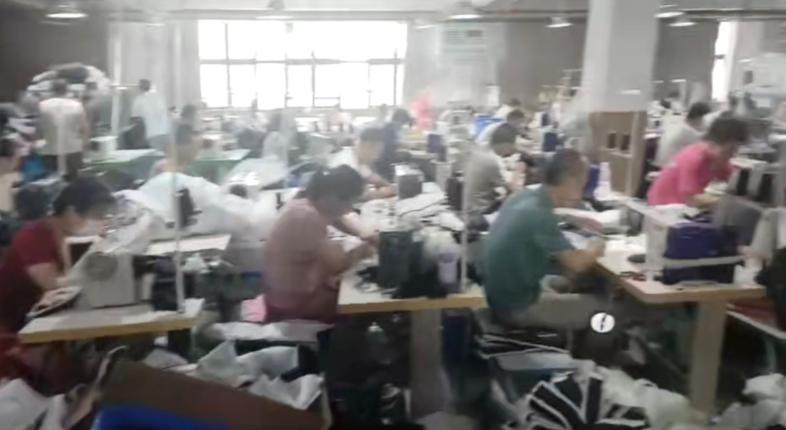 盘龙城：羽绒服上袖1名、挑夹1名，扎实中烫1名，单间宿舍，5%提成，外补200