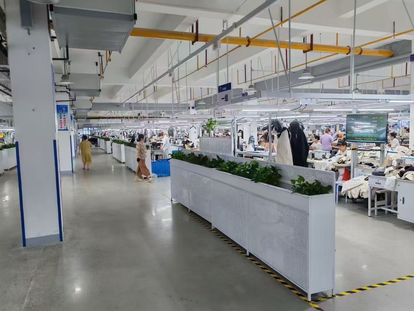 黄冈骆驼户外：熟练热风/热封压胶工，包吃住 五险 1万起，50以内，两年经验