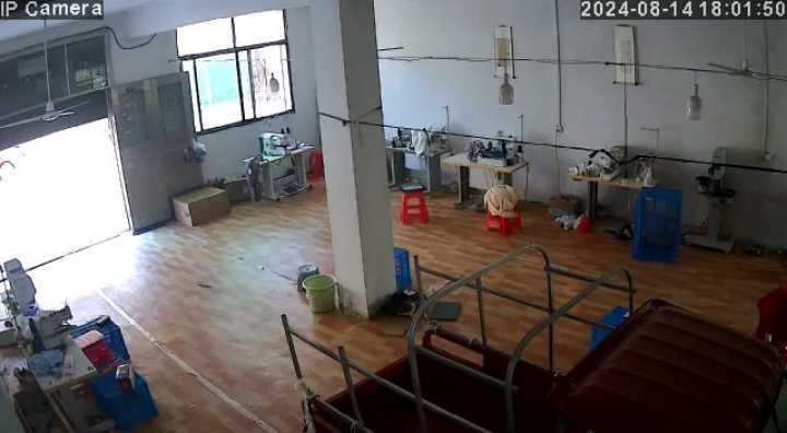 承接钉扣锁眼，四合扣 歪把扣 打气眼等业务(全自动设备)