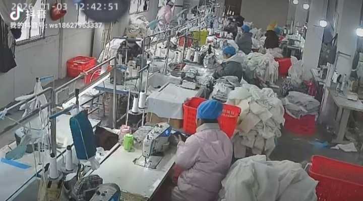 【招工】还加5个位置，想来的宝妈可以随时联系我，一天350至450是我这里的标准（服装城）